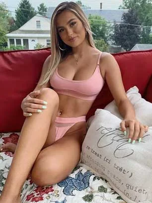 Model Escorts in defence-colony